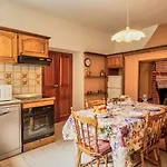 Clotilde By Interhome Camnago Volta