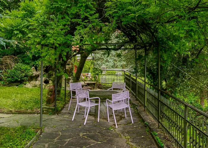 Clotilde By Interhome Camnago Volta